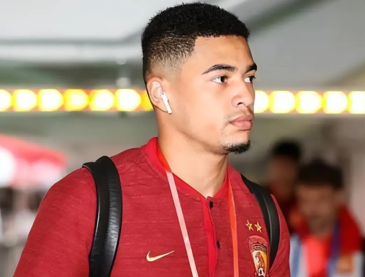 还被主场球, 搭档腾位置, 只是恩加德 还被主场球, 搭档腾位置, 只是恩加德