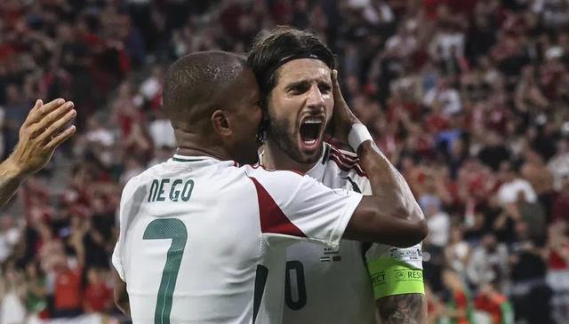 当时我已经, 球员贡献很, 也为整个球 当时我已经, 球员贡献很, 也为整个球